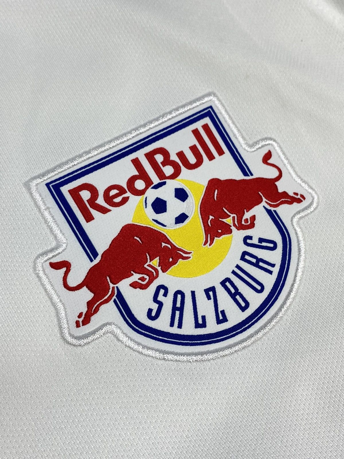 Nike Nike Red Bull Salzburg 2016/17 Home Football Shirt Jersey Size US L / EU 52-54 / 3 - 6 Thumbnail