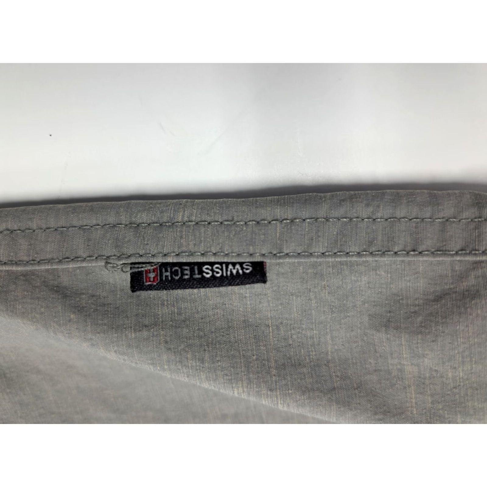 Vintage Swiss+Tech Shirt Long Sleeve Men Gray L Large Button Up Outdoor Activewear with Pockets Size US L / EU 52-54 / 3 - 7 Thumbnail