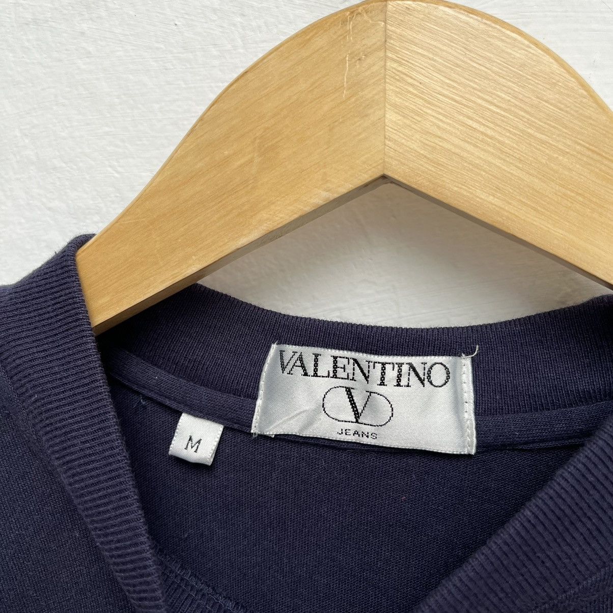 Valentino Vintage Tee Valentino Jeans Italy Embrodiery Logo Old Size US M / EU 48-50 / 2 - 3 Thumbnail