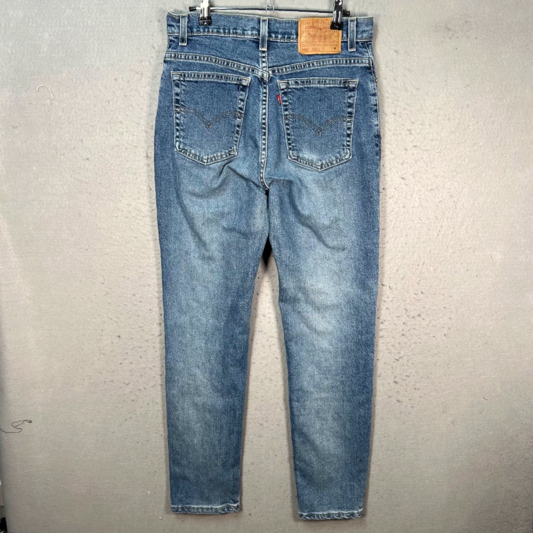 Levi's VINTAGE Levi's 550 Jeans Womens 28 x 30 High-Waisted Blue Denim 5-Pocket Tapered Relaxed Fit Adults Womens Size 28" / US 6 / IT 42 - 2 Thumbnail