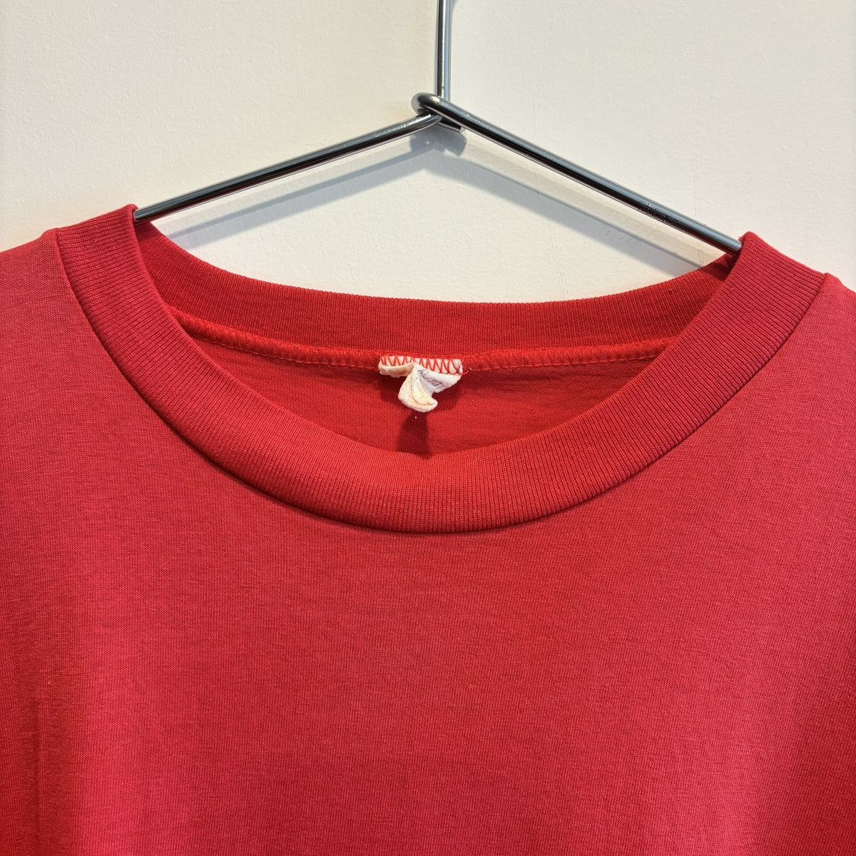 Other Vintage Sun Faded Red Single Stitch Tshirt Size US XL / EU 56 / 4 - 3 Thumbnail
