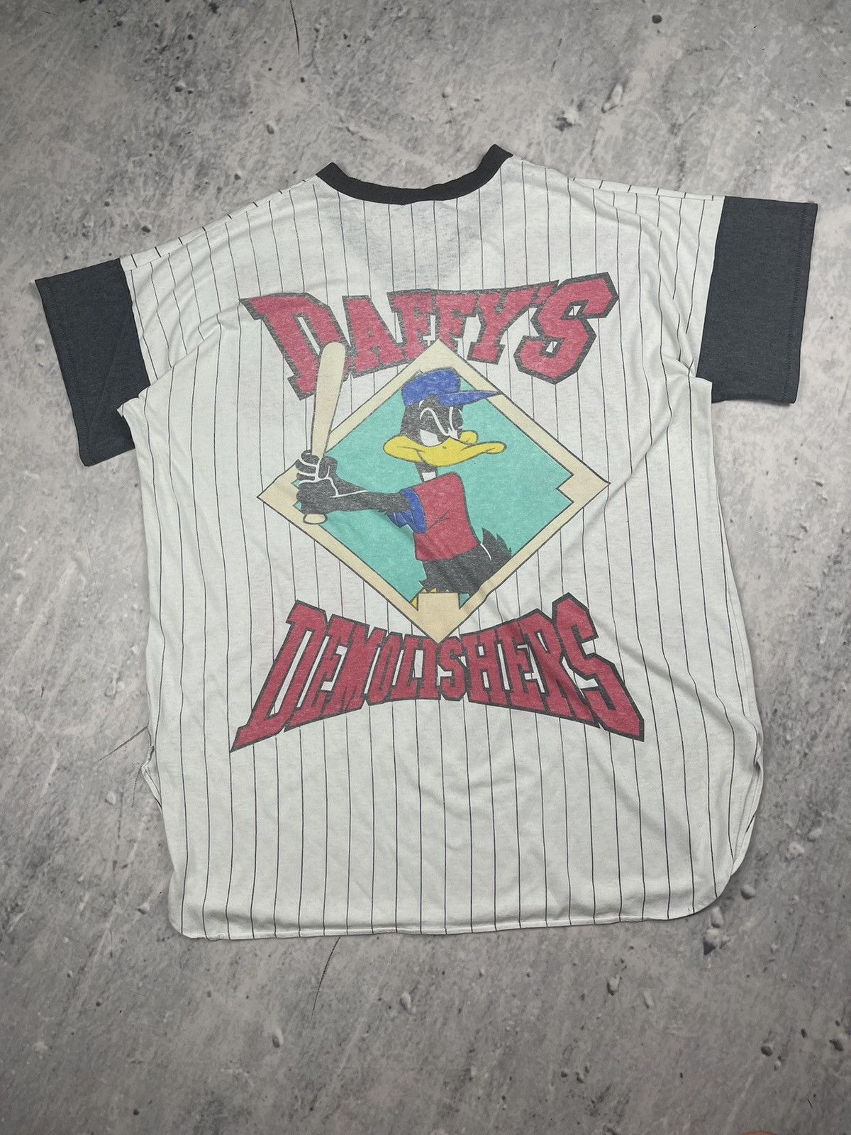 Vintage Vintage 1992 tee Daffy Duck baseball Size US XL / EU 56 / 4 - 3 Thumbnail