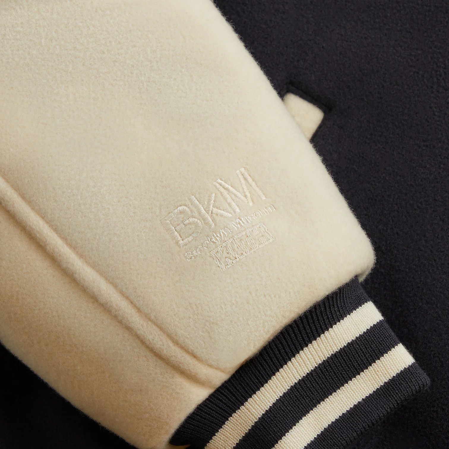 Kith × Ronnie Fieg Monday Program Brooklyn Museum Wool Varsity Jacket Size US S / EU 44-46 / 1 - 5 Thumbnail