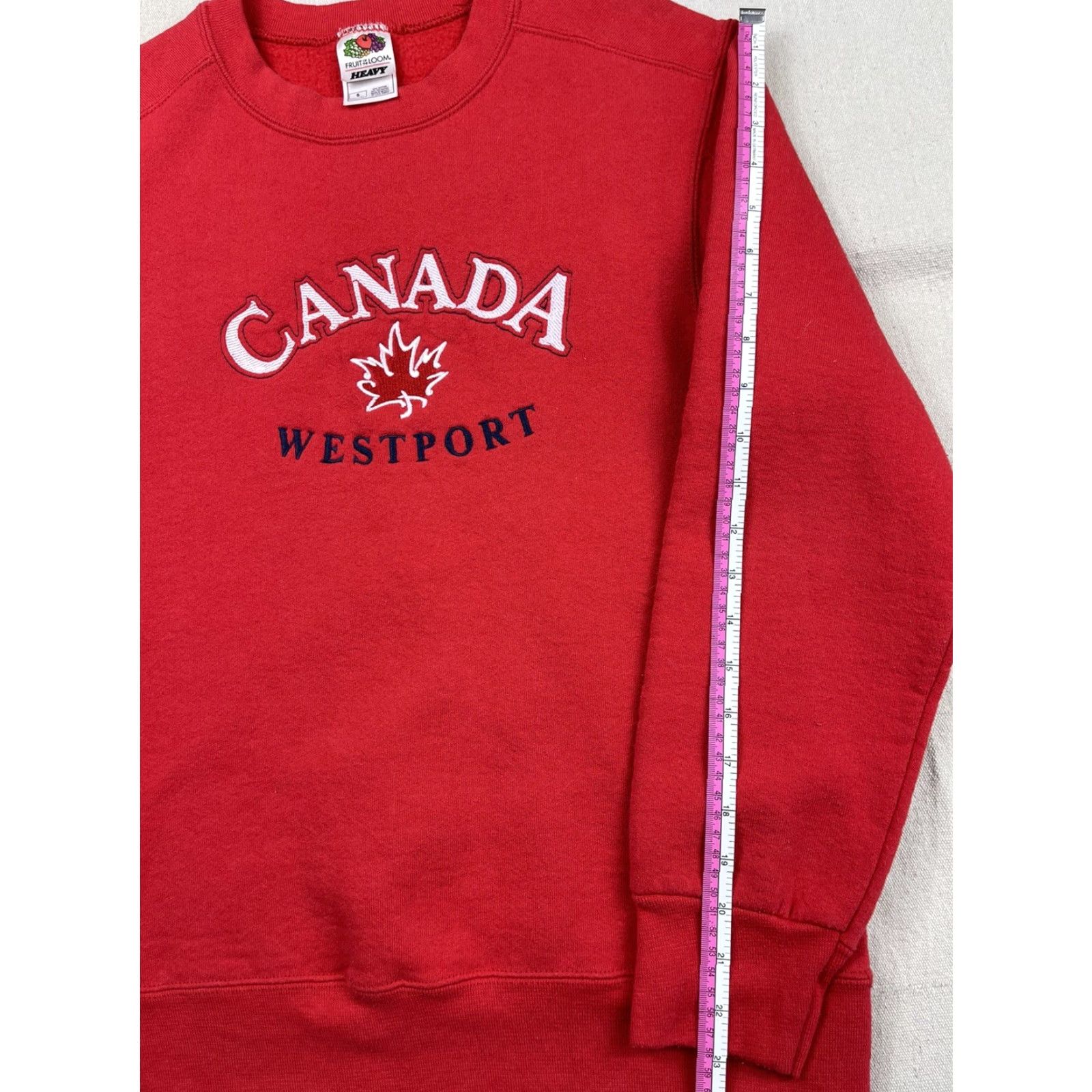 Fruit Of The Loom VINTAGE Fruit of the Loom Canada Crewneck Sweatshirt Westport Maple Leaf Hockey 90s S Red Mens Pullover Size US S / EU 44-46 / 1 - 6 Thumbnail