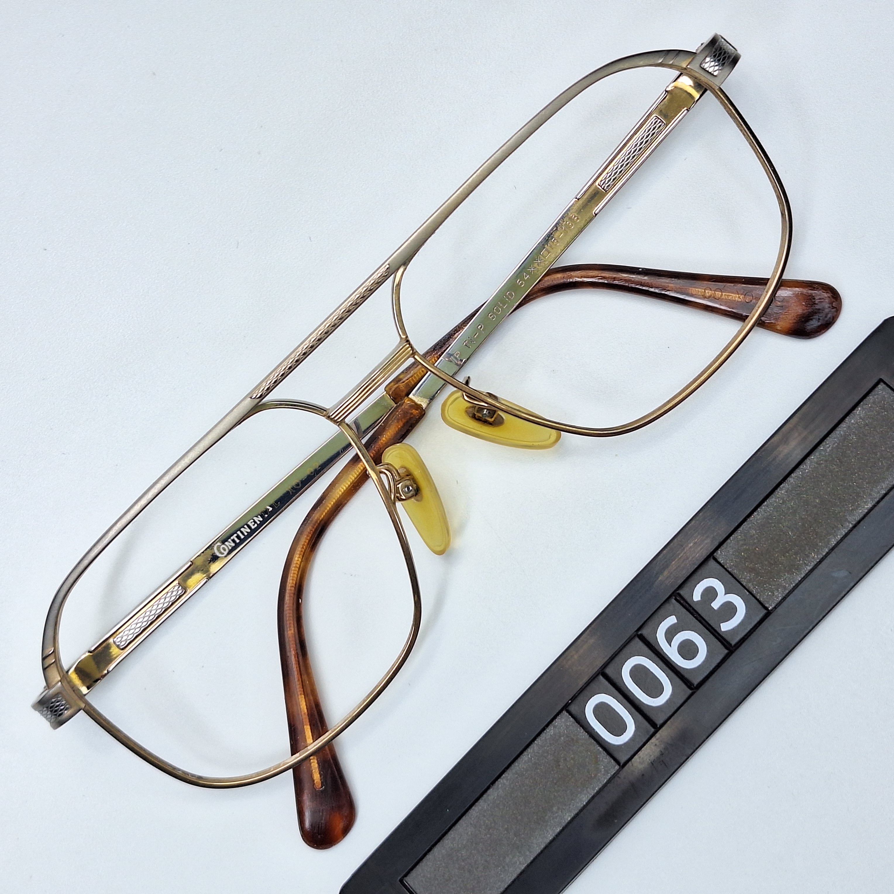 Other CONTINENTAL XO-02 Titanium Double Bridge Eyeglasses frame Size ONE SIZE - 1 Thumbnail