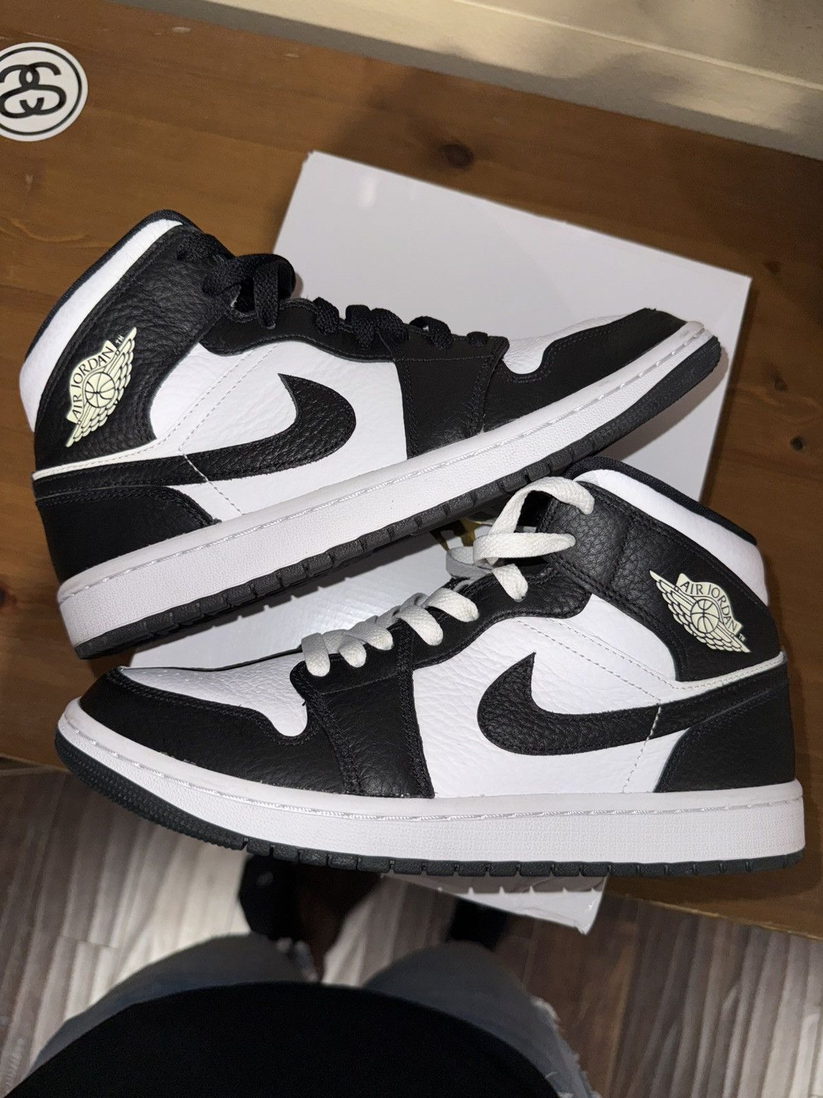 Nike Jordan 1 Mid Split - 10w/8.5m - Used but CLEAN! Size US 10 / IT 40 - 1 Thumbnail