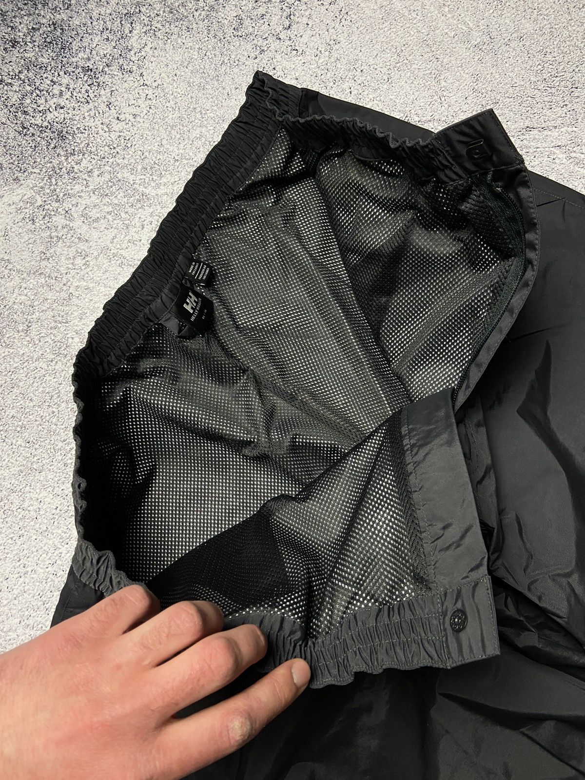 Helly Hansen Helly Hansen Membrane Ski Pants Outdoor Nylon Gorpcore Style Size US 36 / EU 52 - 9 Thumbnail