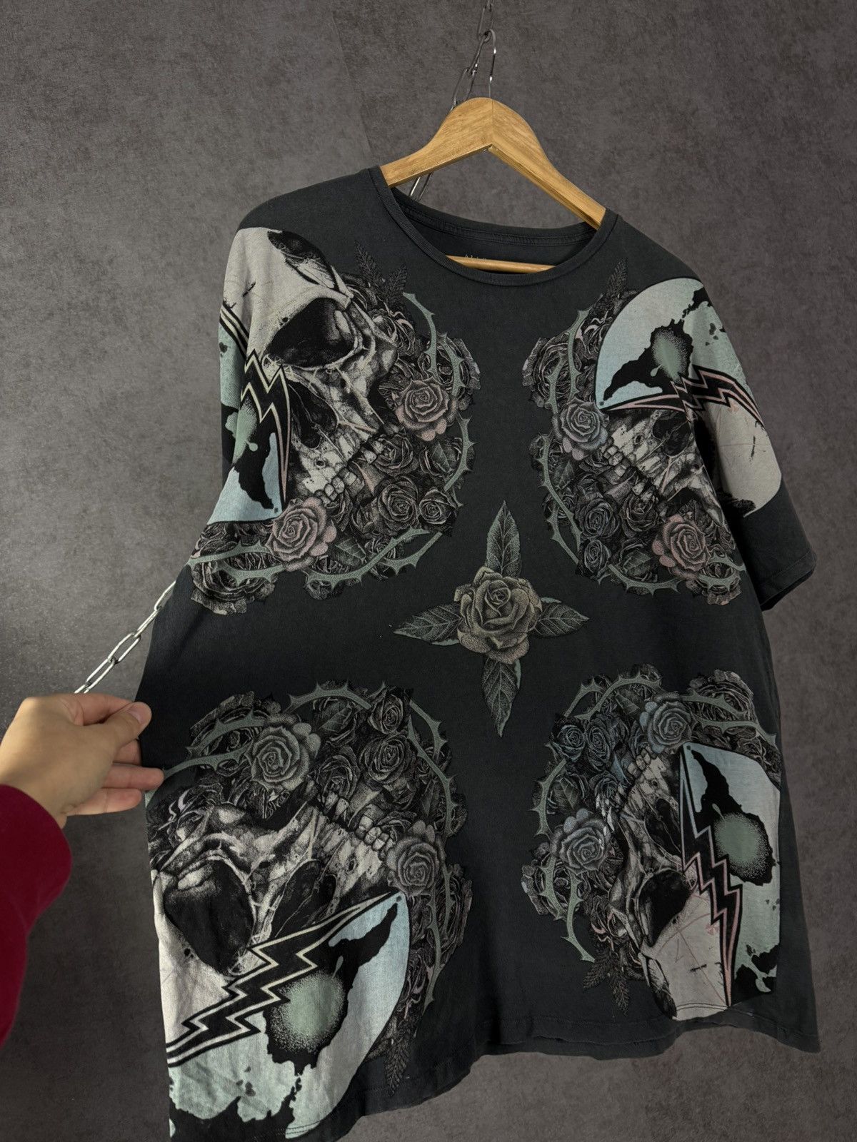 Allsaints Allsaints designer art crazy skulls oversized tee Size US L / EU 52-54 / 3 - 3 Thumbnail