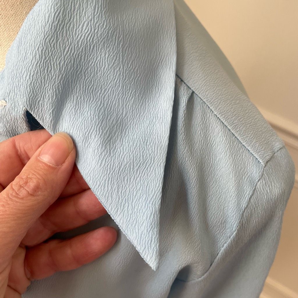 Vintage Vintage 70s Miss Holly Light Blue Textured Crepe Pointy Coll Size M / US 6-8 / IT 42-44 - 3 Thumbnail