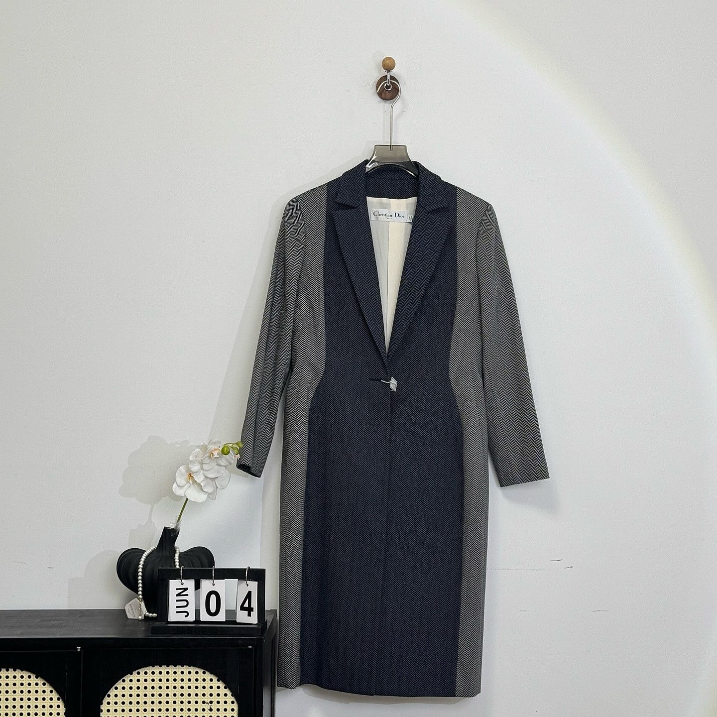 Dior Christian Dior Herringbone Coat FR 42 Size M / US 6-8 / IT 42-44 - 1 Thumbnail