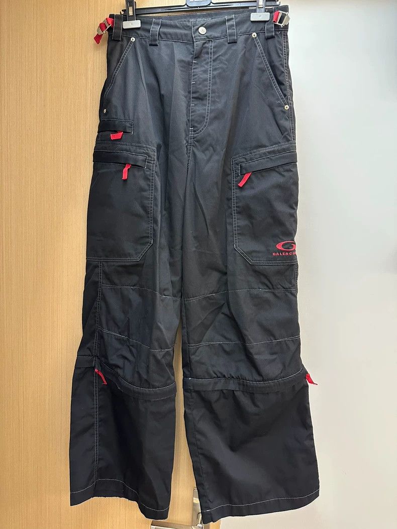 Balenciaga Balenciaga size XS Cargo Pockets Work Pants Size US 27 - 1 Thumbnail