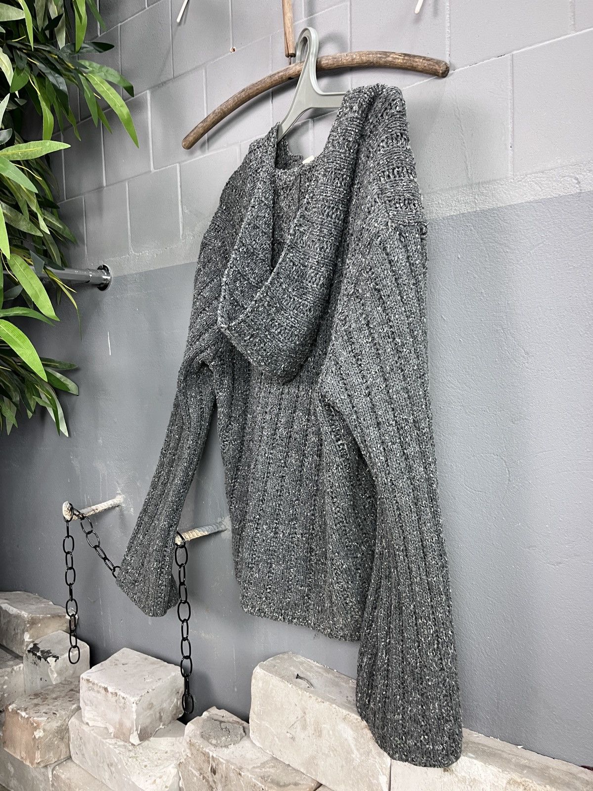 Vintage OVERSIZED HOODED KNITED CARDIGAN + FLARED SLEEVES - 1653 Size US XL / EU 56 / 4 - 3 Thumbnail