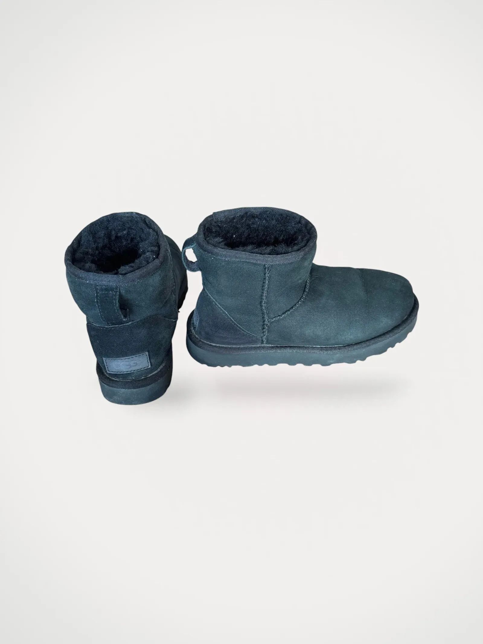 Ugg Uggs UGG Dam Classic Mini II Boots Size US 6 / IT 36 - 1 Thumbnail