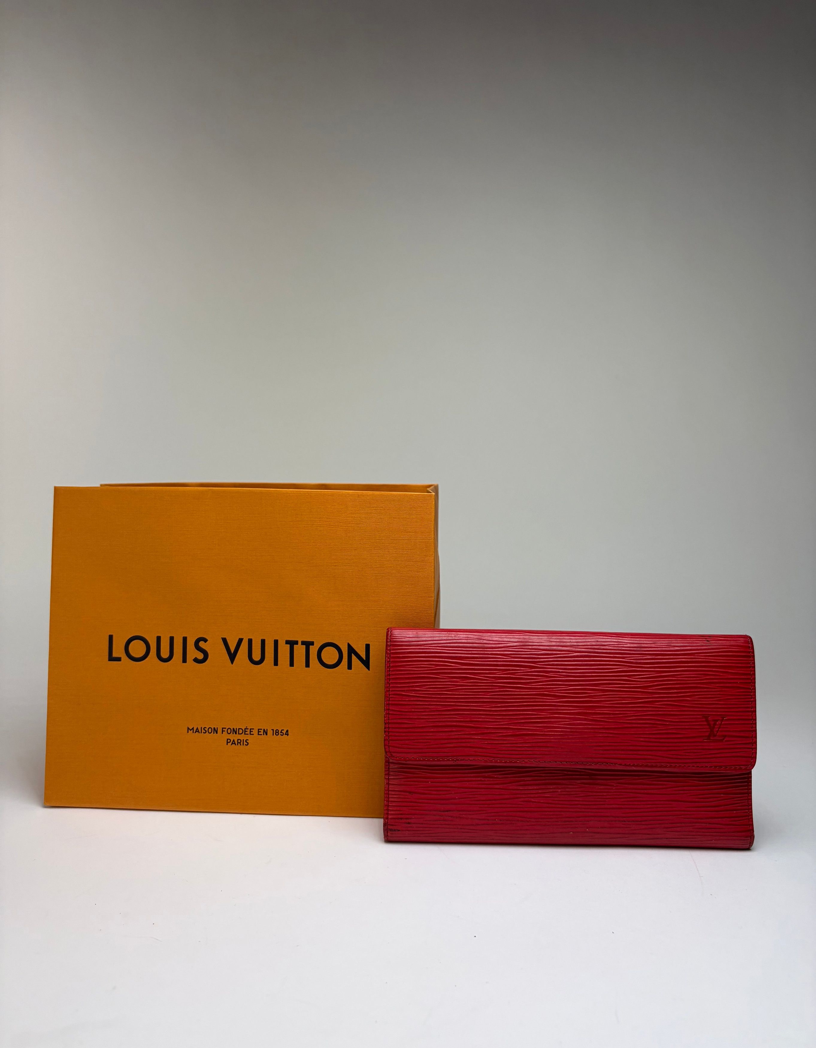 Vintage Epi Leather Bifold Wallet 2001 Red, Women's