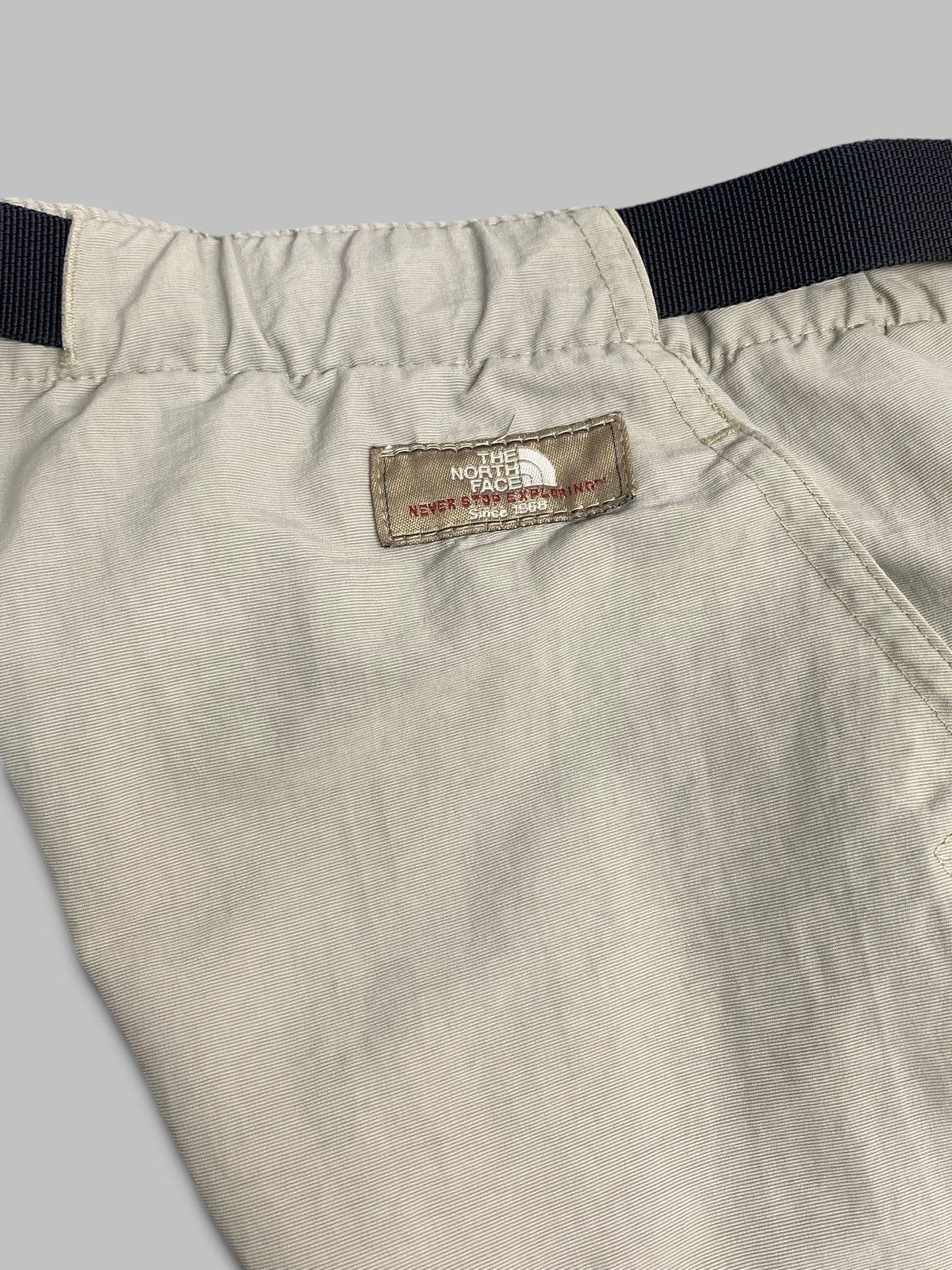 The North Face 2000s The North Face Cargo Shorts Outdoor With Belt Size US 32 / EU 48 - 18 Thumbnail