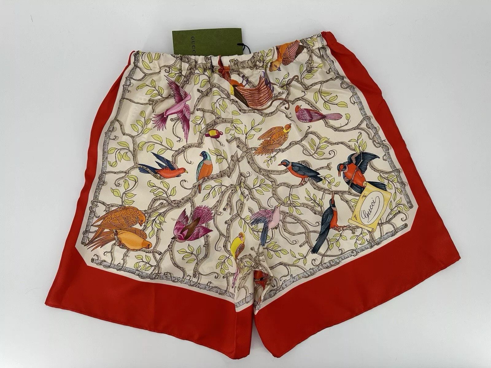 Gucci new Gucci Silk Shorts SIze-IT-42-EU-38-M women's Size 28" / US 6 / IT 42 - 7 Thumbnail