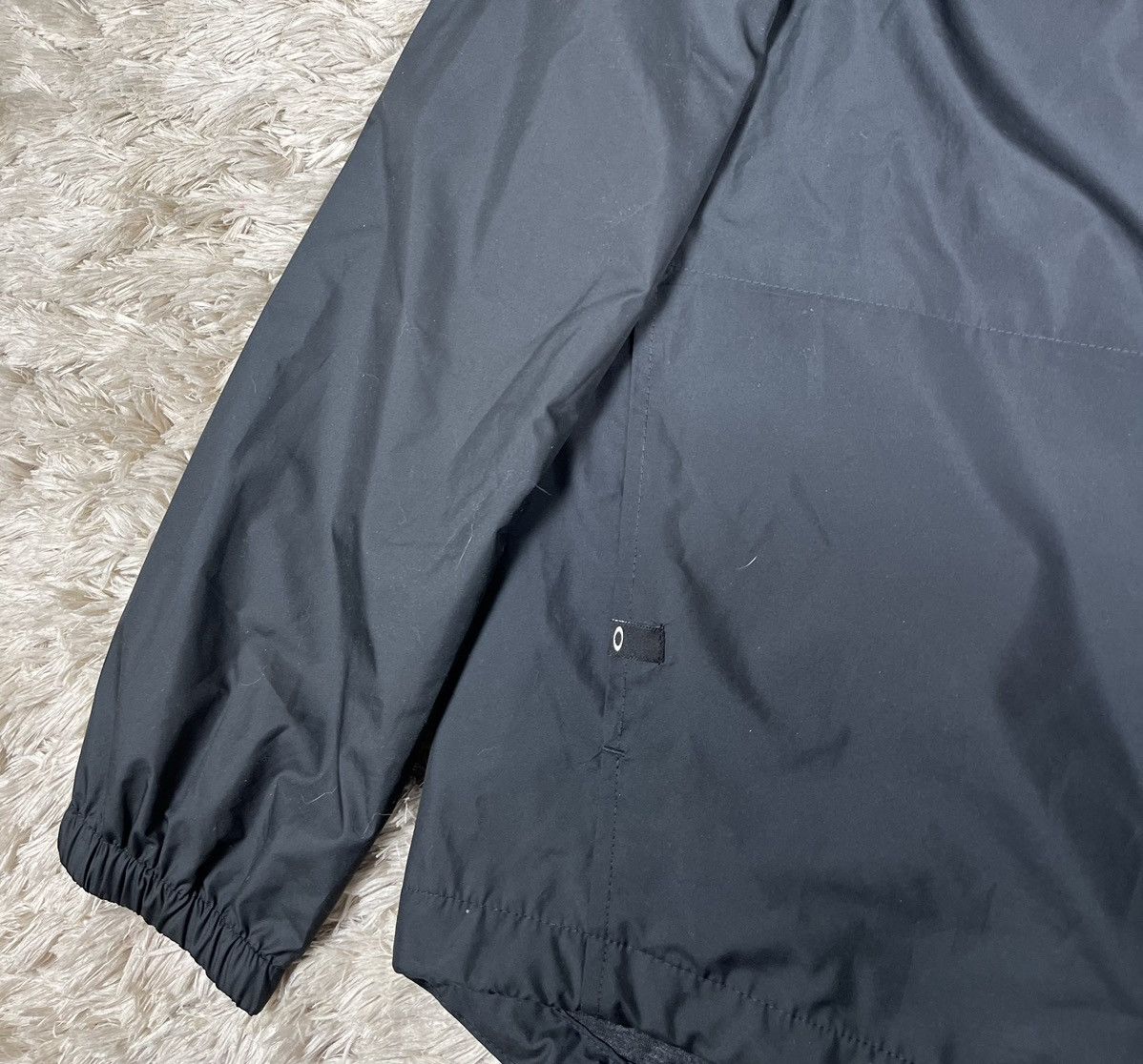 Oakley Oakley black button up windbreaker jacket Size US L / EU 52-54 / 3 - 3 Thumbnail
