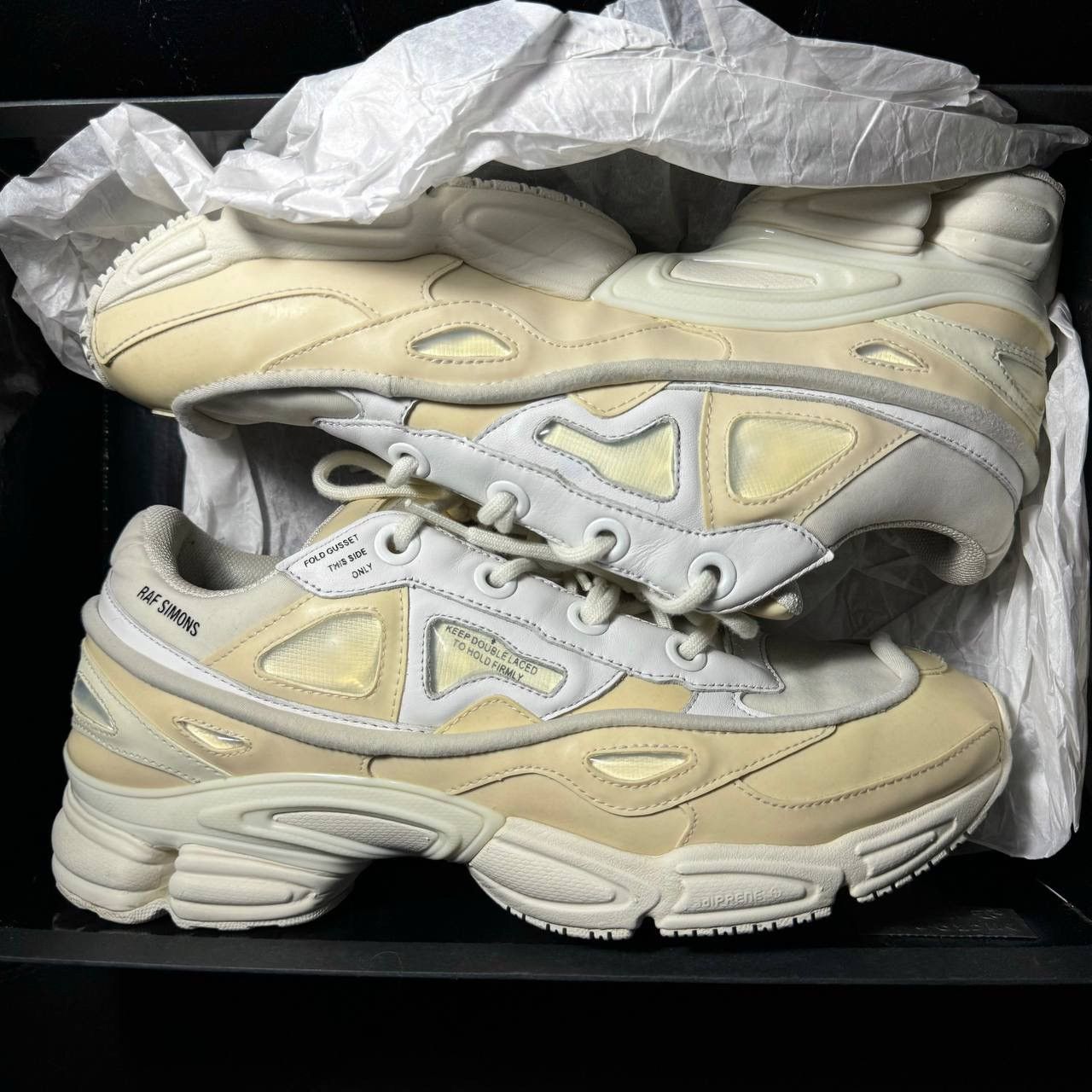 Adidas × Raf Simons 11us Adidas Raf Simons Ozweego Bunny Cream Sneakers Size US 11 / EU 44 - 8 Thumbnail