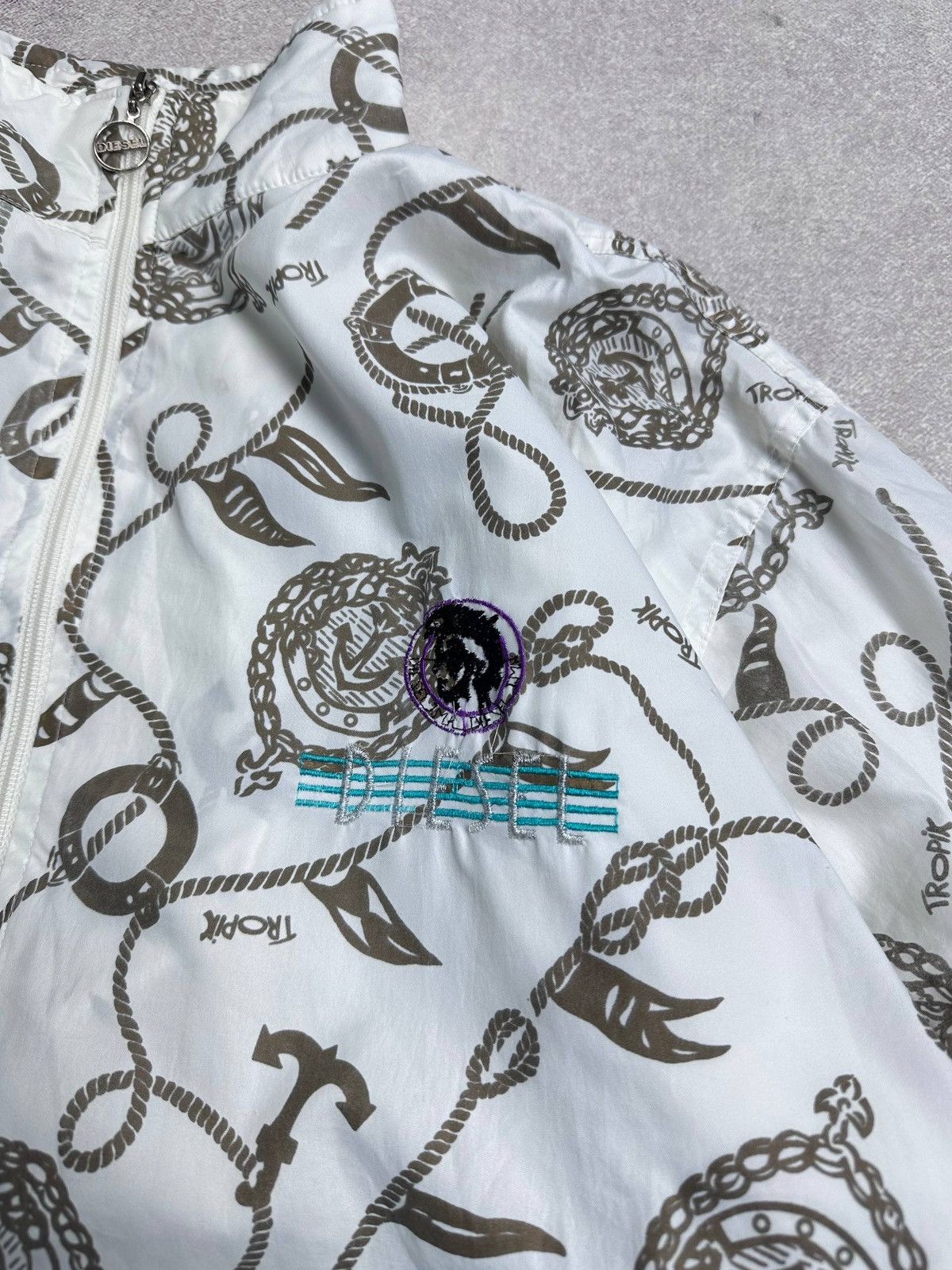 Diesel Vintage 90s Diesel Archival Nylon Monogram Jacket S Size US S / EU 44-46 / 1 - 3 Thumbnail