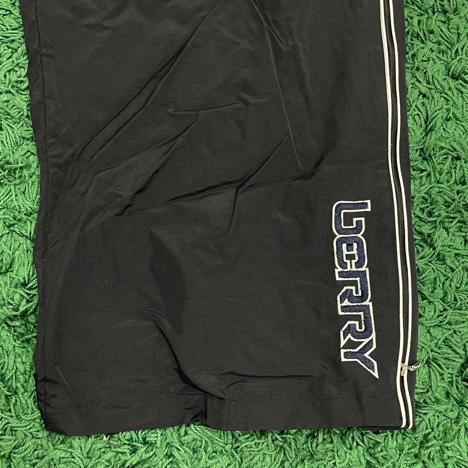 Stussy GV Gallery Raspberry Hills D Will Sweats Size Large L Track Size US 32 / EU 48 - 2 Thumbnail