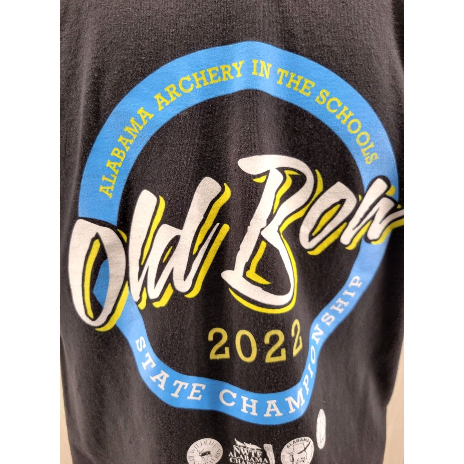 Gildan VINTAGE 2022 Old Bow State Championship Shirt Mens Size Large Bow Black T-Shirt Mens L Shirt Size US L / EU 52-54 / 3 - 7 Thumbnail