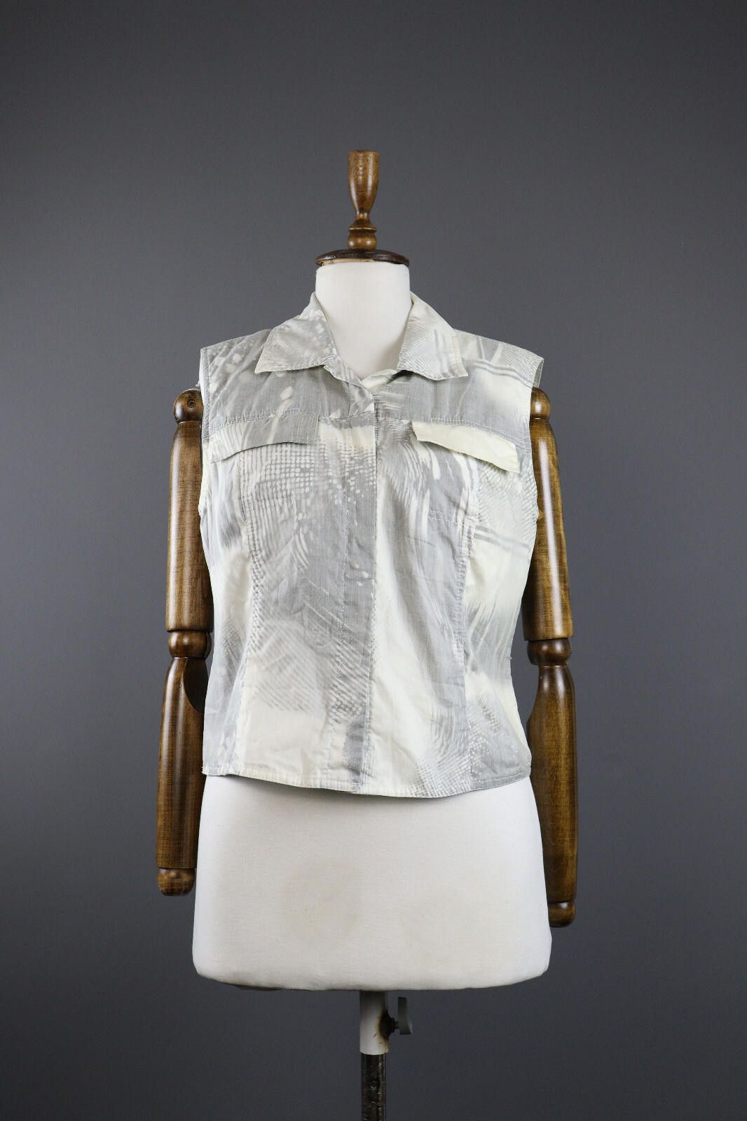 Designer Marc Cain Sleeveless Buttton Down Blouse Shirt Size 4 Size S / US 4 / IT 40 - 1 Thumbnail