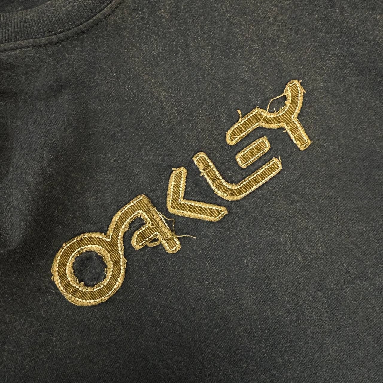 Oakley Vintage Oakley T-Shirt 90s Y2K Big Logo Size L Size US XL / EU 56 / 4 - 5 Thumbnail