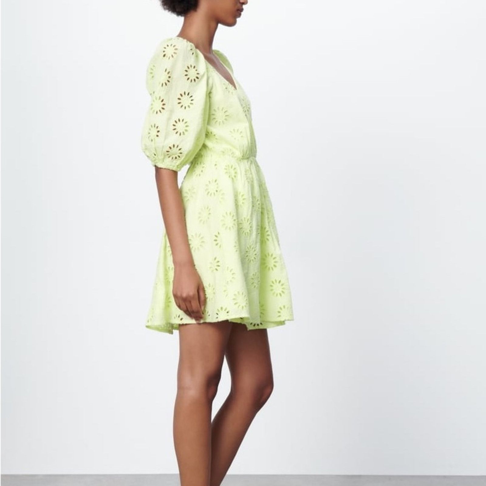 Zara ZARA OPENWORK EMBROIDERED DRESS LIGHT YELLOW Size L / US 10 / IT 46 - 9 Thumbnail