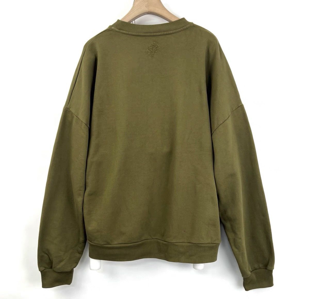Louis Vuitton Louis Vuitton x Pharrell Williams rivet logo sweatshirt K12 Size XXL / US 16-18 / IT 52-54 - 2 Thumbnail