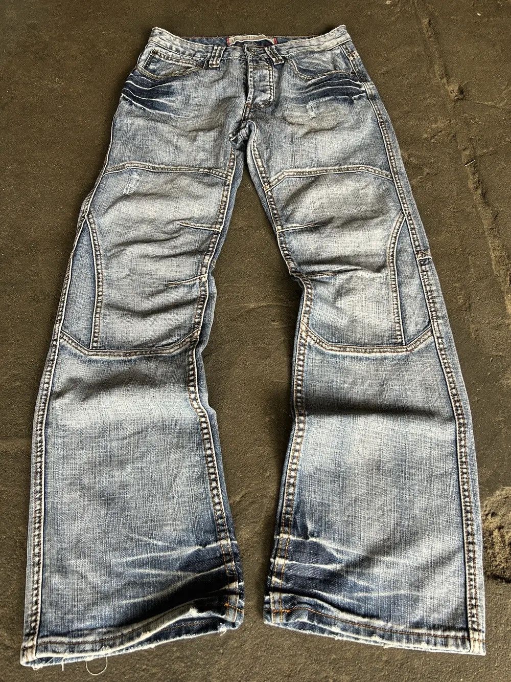 If Six Was Nine × Japanese Brand × Vintage 💥 JUNYA WATANABE BALENCIAGA STYLE DISTRESSED JEANS y2k Size US 30 / EU 46 - 1 Thumbnail