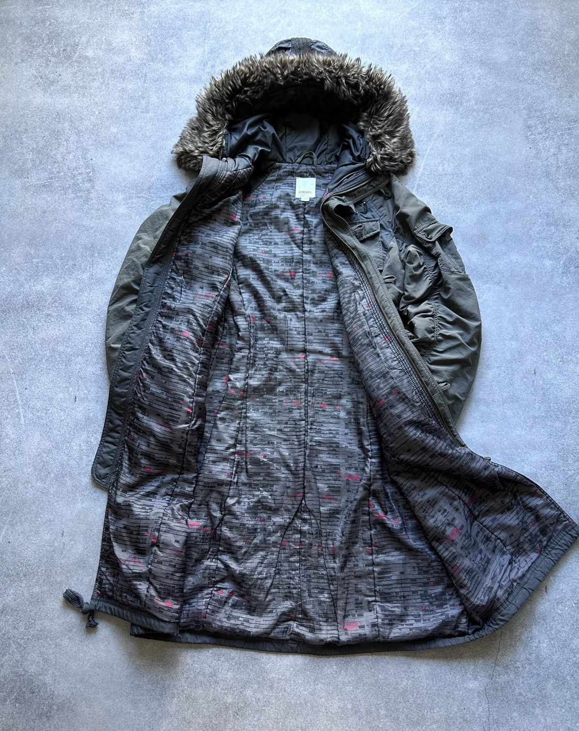 Japanese Brand Vintage Diesel Black/Gold Japanese Brand parkas jacket Size L / US 10 / IT 46 - 2 Thumbnail
