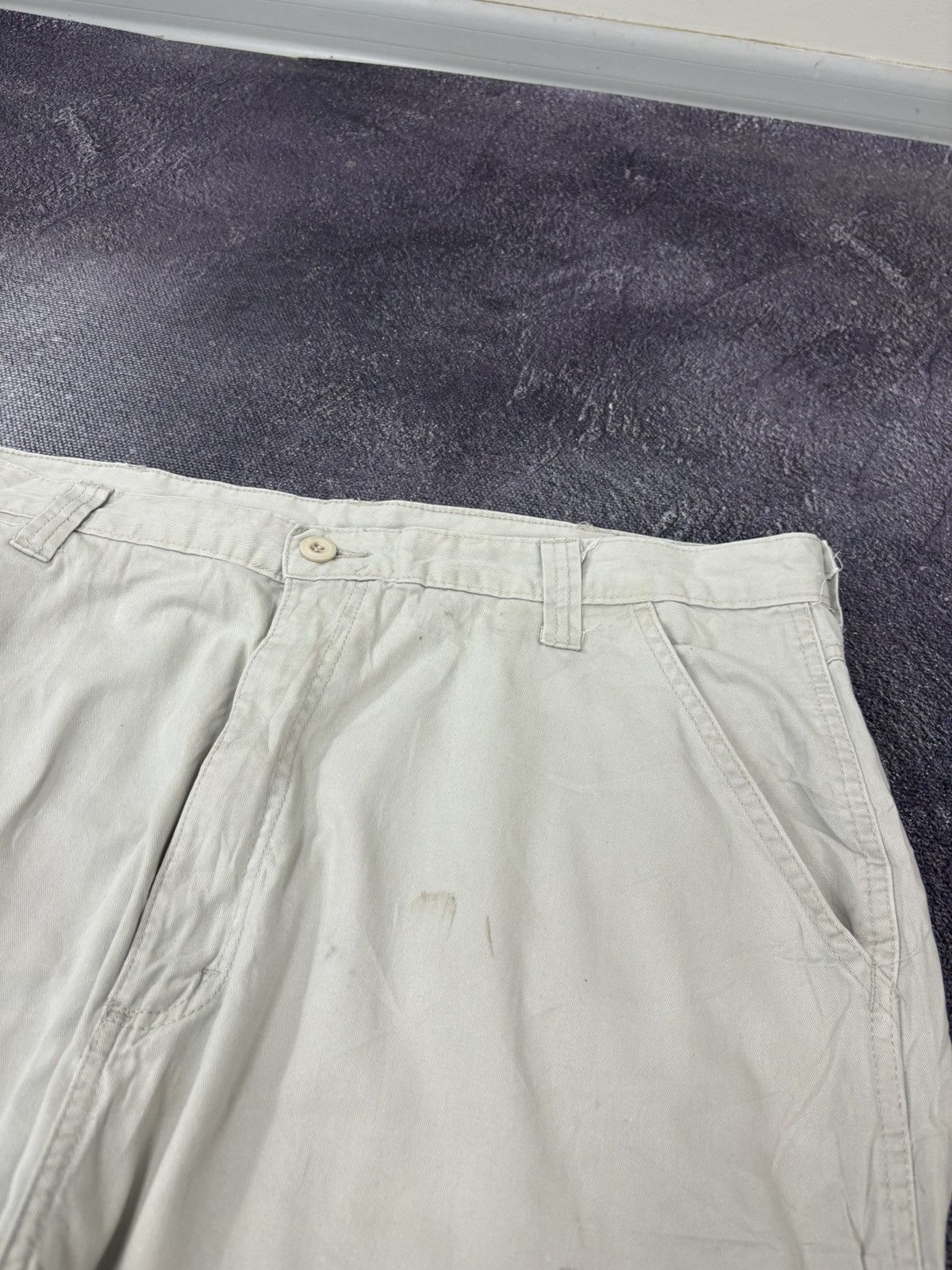 Vintage Vintage Wrangler Y2K Beige Military Hype Cargo Shorts Size US 38 / EU 54 - 5 Thumbnail
