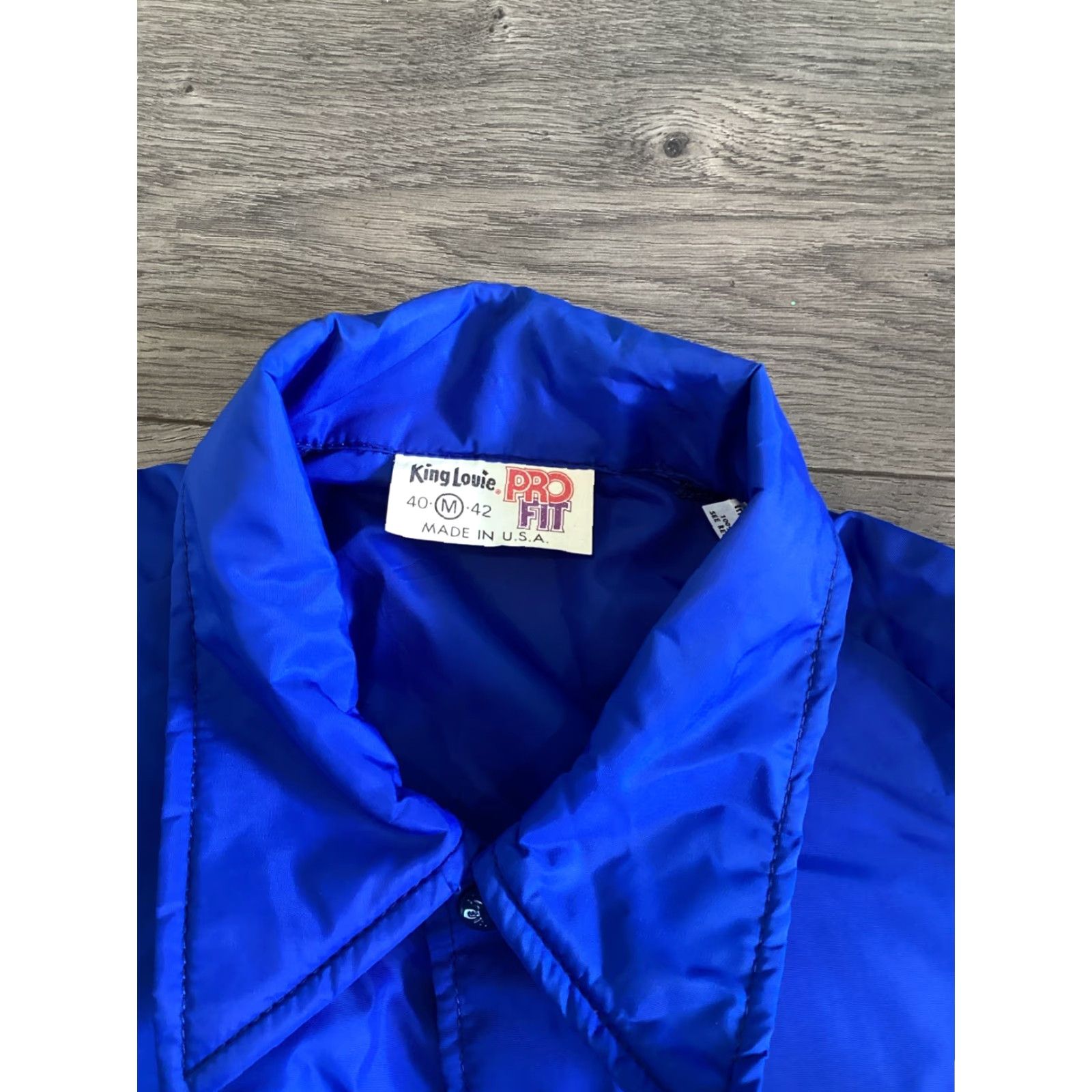 Vintage VINTAGE King Louie Pro Fit Track Jacket SJSU Spartan Blue M Mens Jacket Windbreaker - (No extra characters) Size US M / EU 48-50 / 2 - 3 Thumbnail