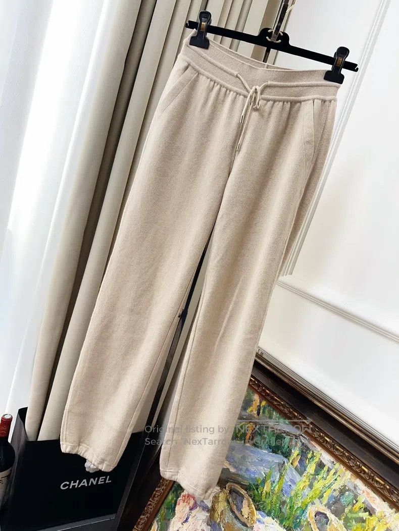 Loro Piana Loro Piana Classic nude beige cashmere knit pants Size 25" / US 0 / IT 36 - 1 Thumbnail