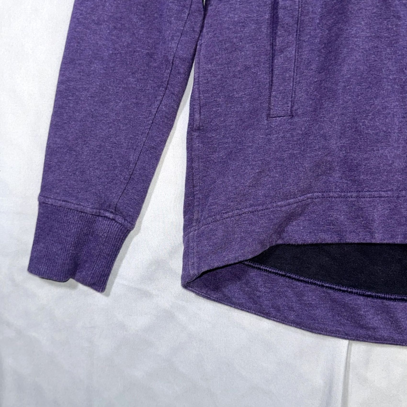 Lululemon Lululemon Hoodie Womens 6 Purple Pullover Long Sleeve High-Low Hem Crew Neck Pocket Logo Activewear, Casual, Travel Women’s 6 Purple Hoodie Sweatshirt Size M / US 6-8 / IT 42-44 - 6 Thumbnail