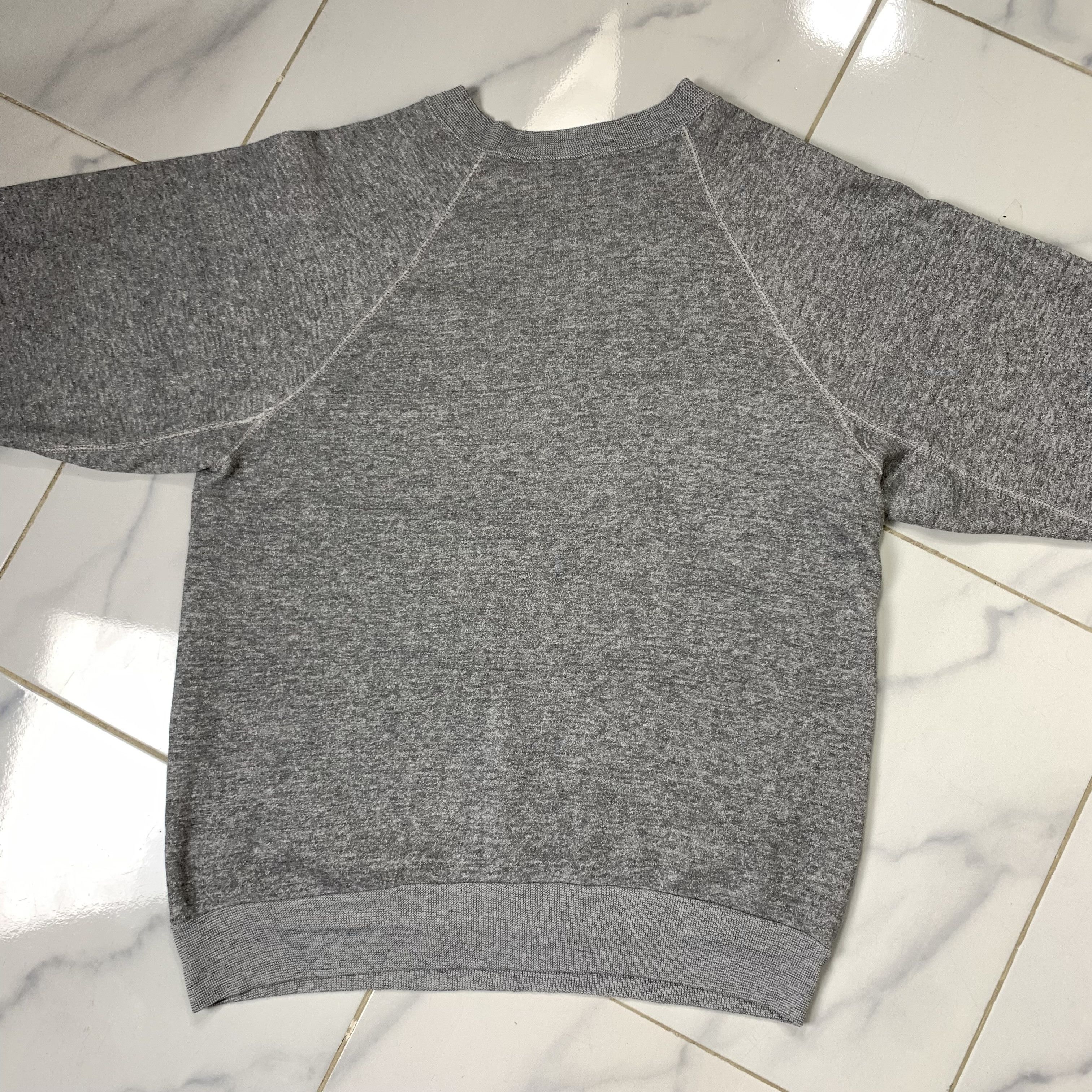 Vintage Vintage University Of North Carolina Sweatshirt Crewneck Size US S / EU 44-46 / 1 - 7 Thumbnail