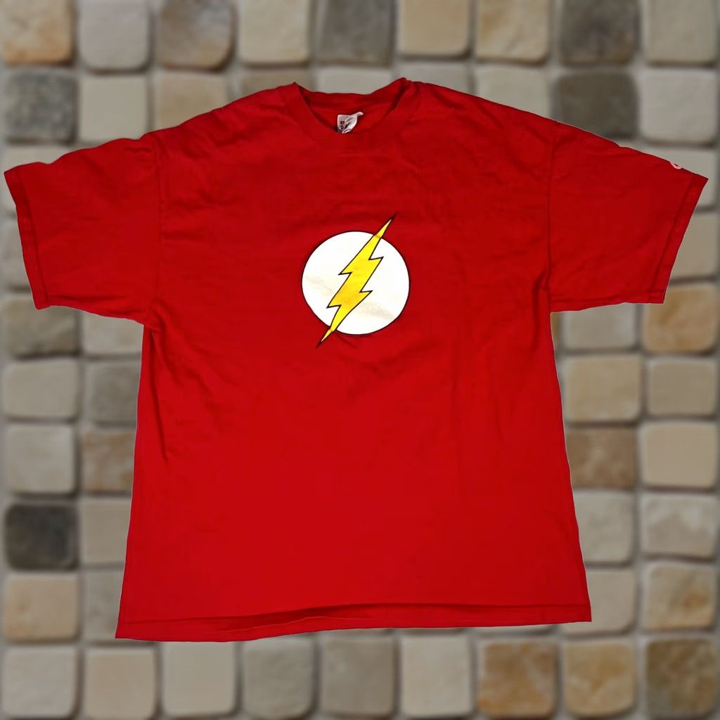 Hanes VINTAGE DC Comics The Flash T-Shirt Hanes Made in USA XL Red Unisex Adults Crew Neck Short Sleeve Cartoon Comics 1988 Mens Womens Size US XL / EU 56 / 4 - 1 Thumbnail