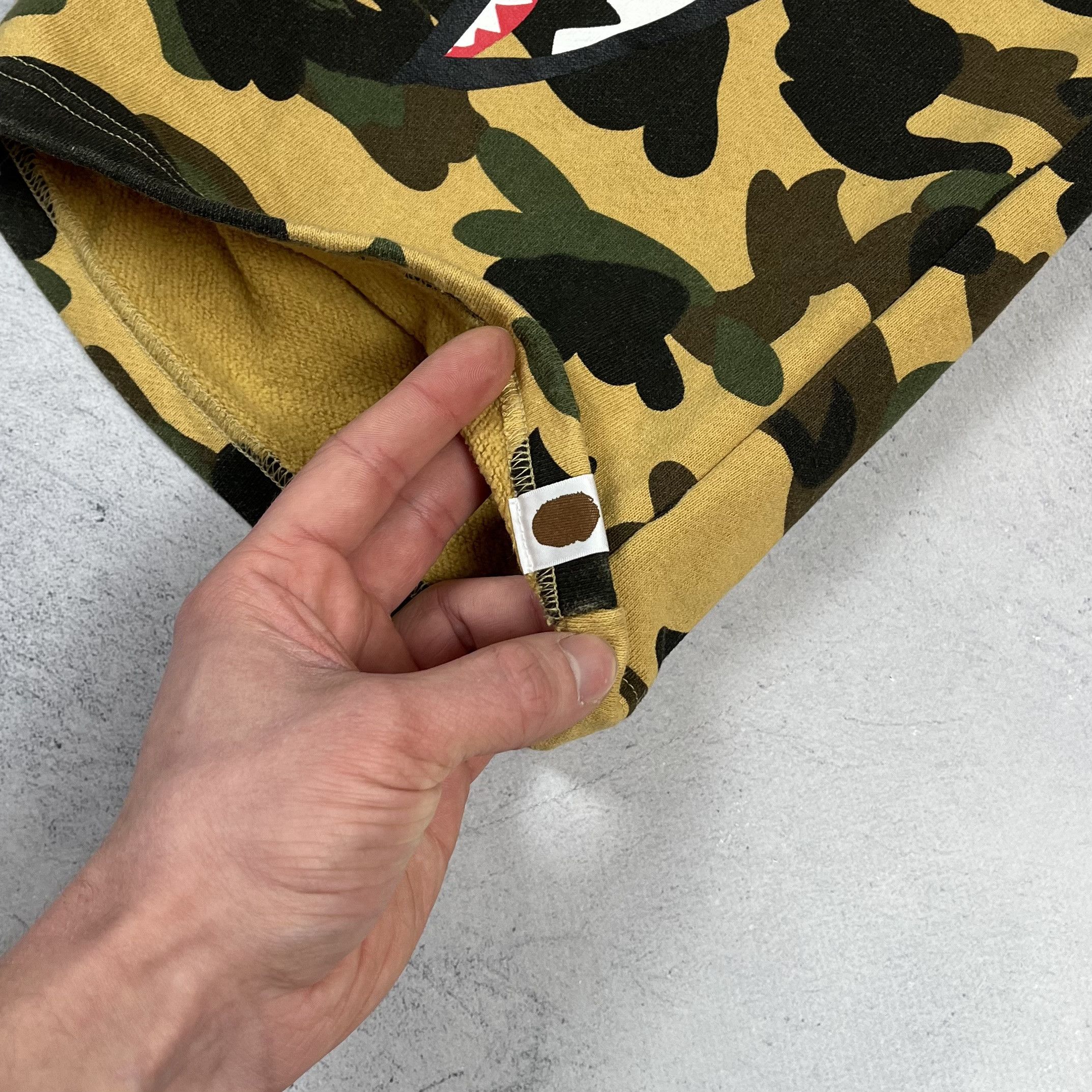 Bape Bape 1st Camo Shark Shorts SS19 Size US 32 / EU 48 - 7 Thumbnail