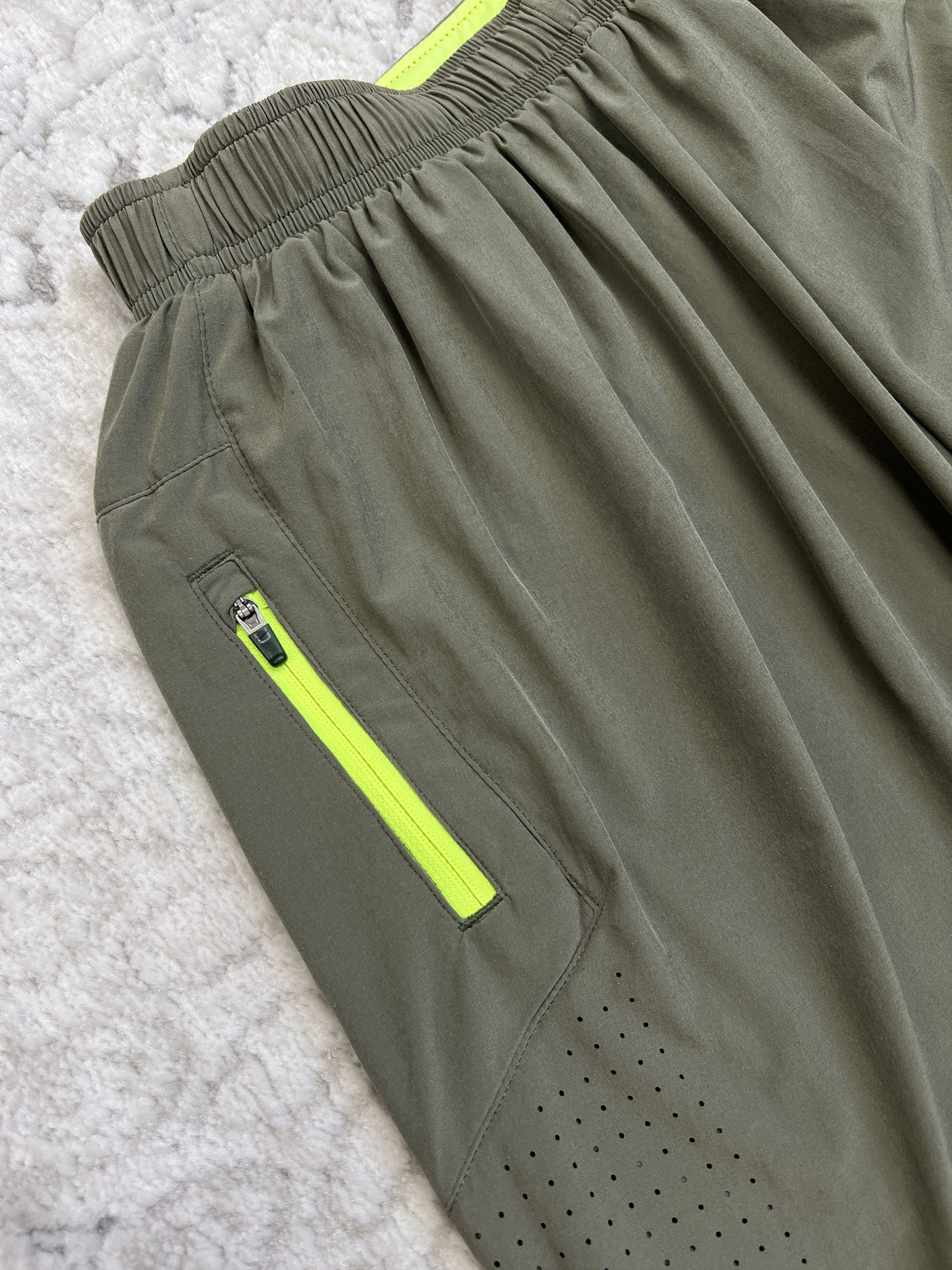 Nike Nike Dri-FIT 2-in-1 Running Training Shorts Sequoia Volt Size US 32 / EU 48 - 8 Thumbnail