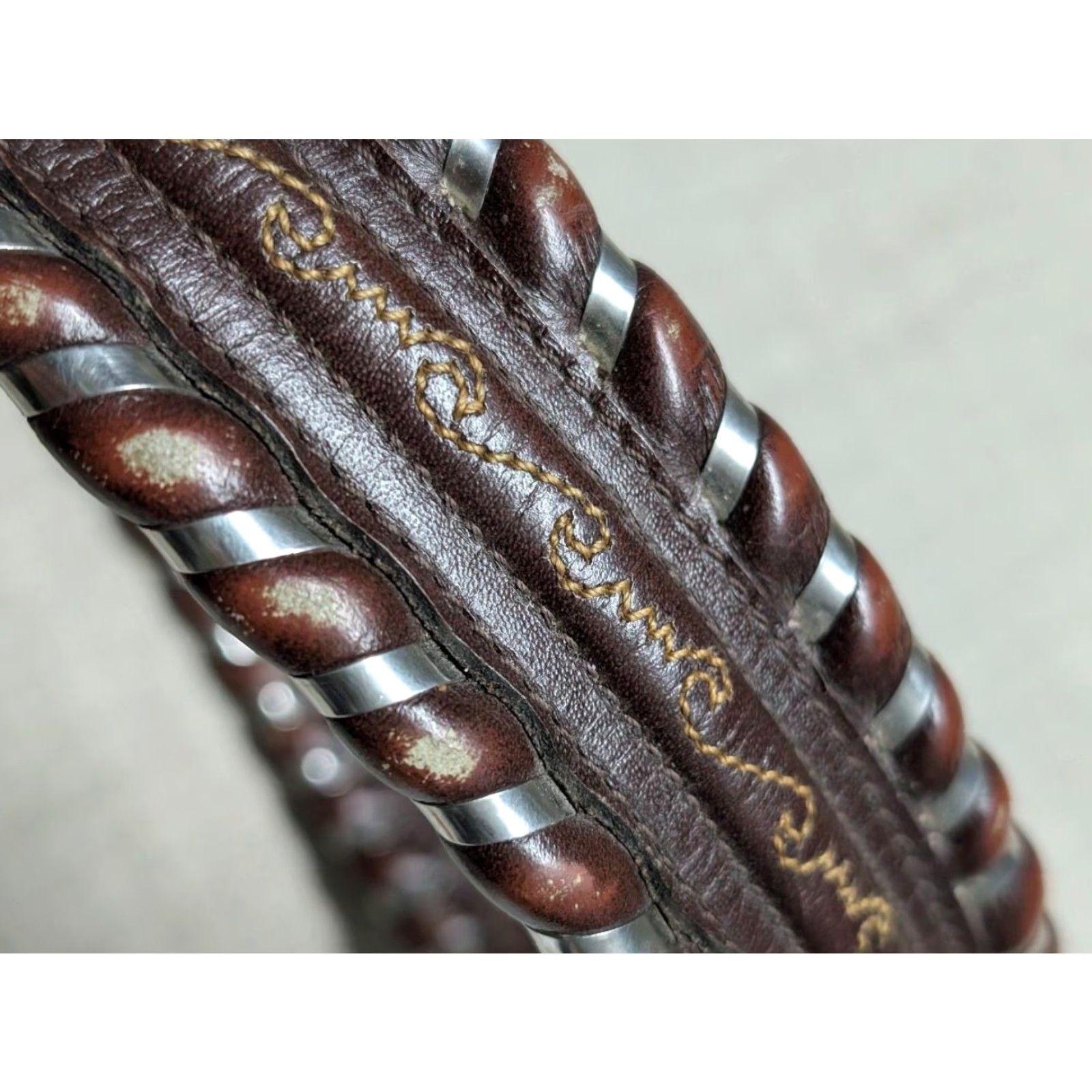 Vintage VINTAGE Leegin belt LACED western cowhide brown 30 buckle Rodeo Mens Belt Size 30 - 3 Thumbnail