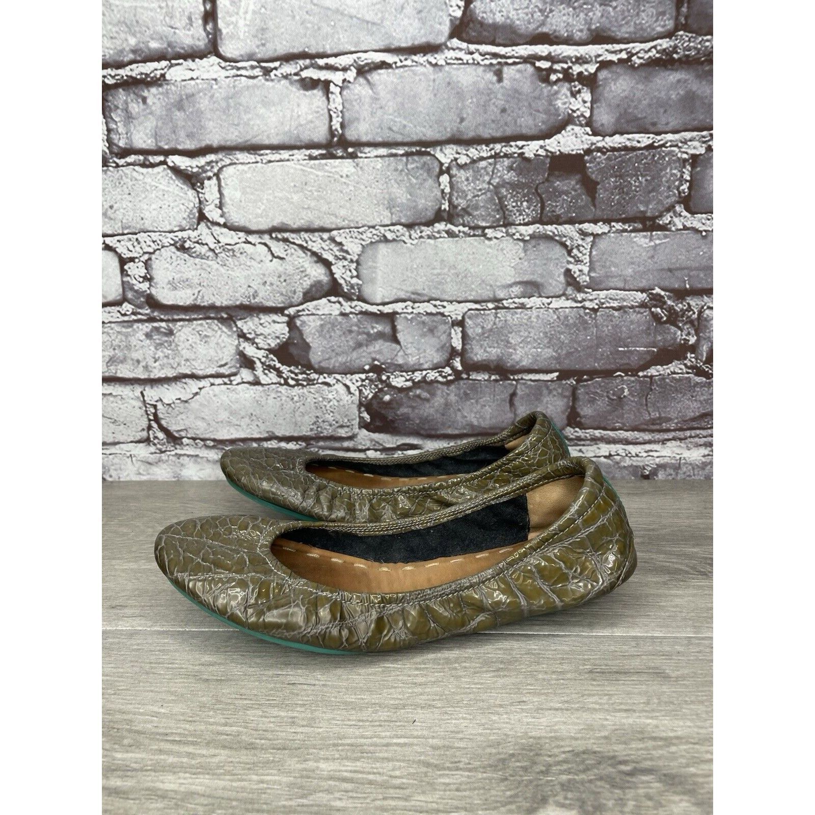 Other Tieks Green Grey Leather Croc Patent Leather Ballet Flats Sh Size US 7 / IT 37 - 1 Thumbnail