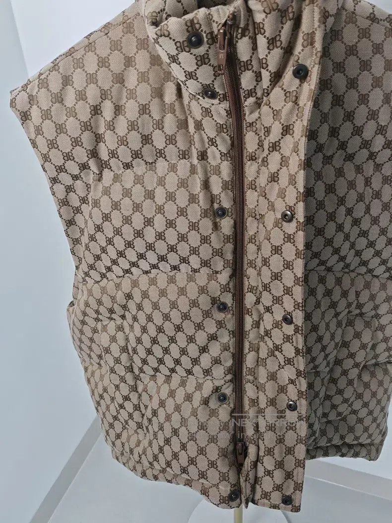 Balenciaga Balenciaga Printed Puffer Vest Size XS / US 0-2 / IT 36-38 - 3 Thumbnail