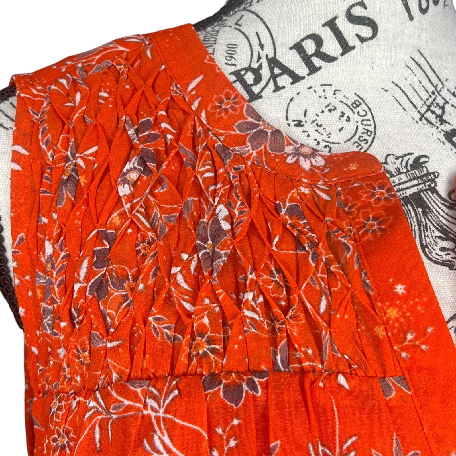 Other Carin Smocked Bib Blouse - Stitch Fix Split Neck Sleeveless Size S / US 4 / IT 40 - 4 Thumbnail