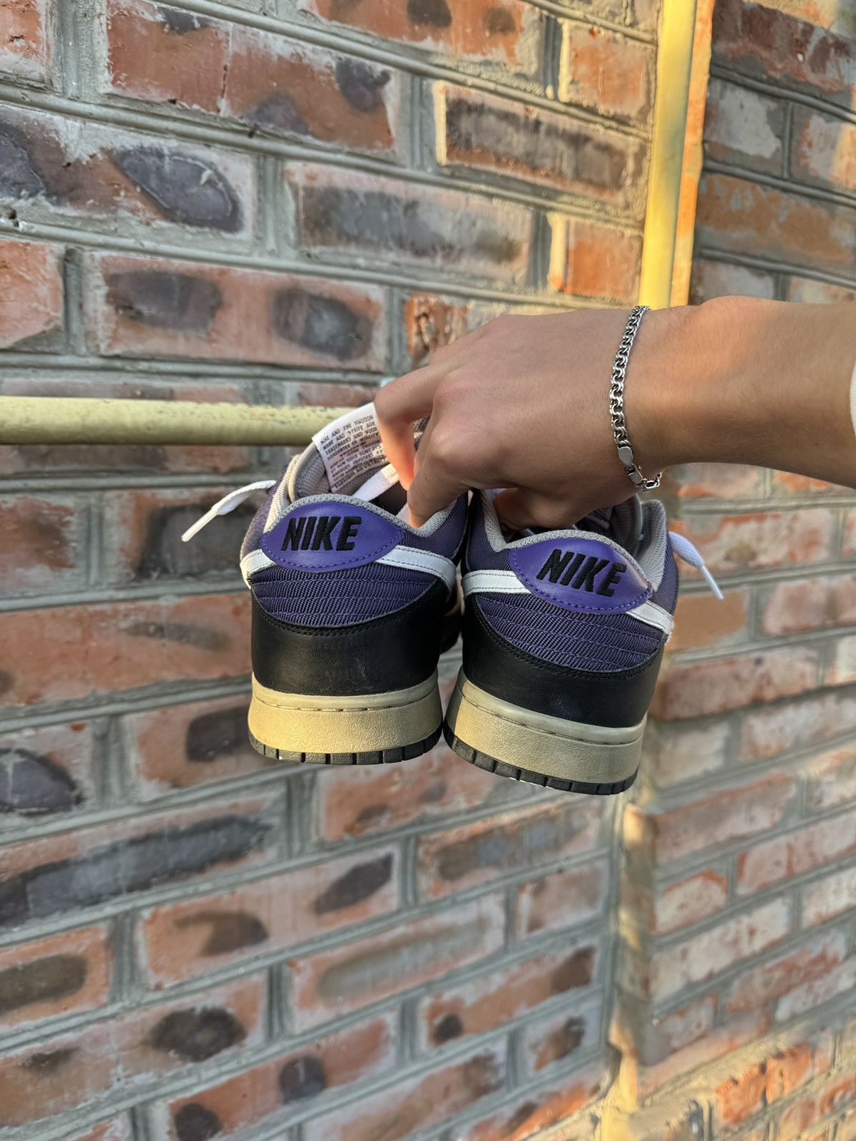 Nike × Vintage VINTAGE 2009 NIKE DUNK LOW VARSITY PURPLE RARE SHOES Size US 11 / EU 44 - 4 Thumbnail