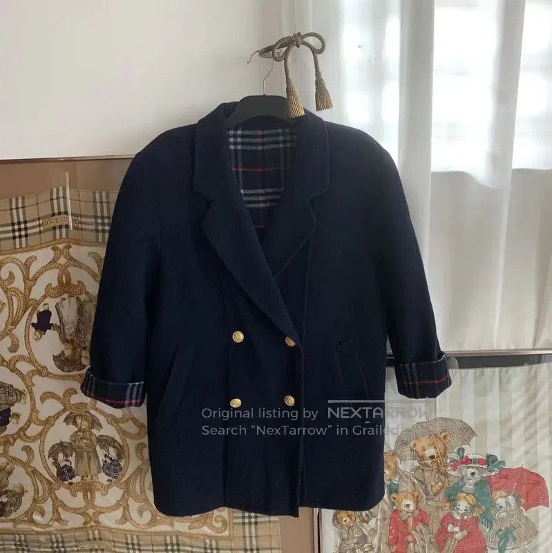Burberry Burberry Women's Black Wool Coat. Size M / US 6-8 / IT 42-44 - 1 Thumbnail