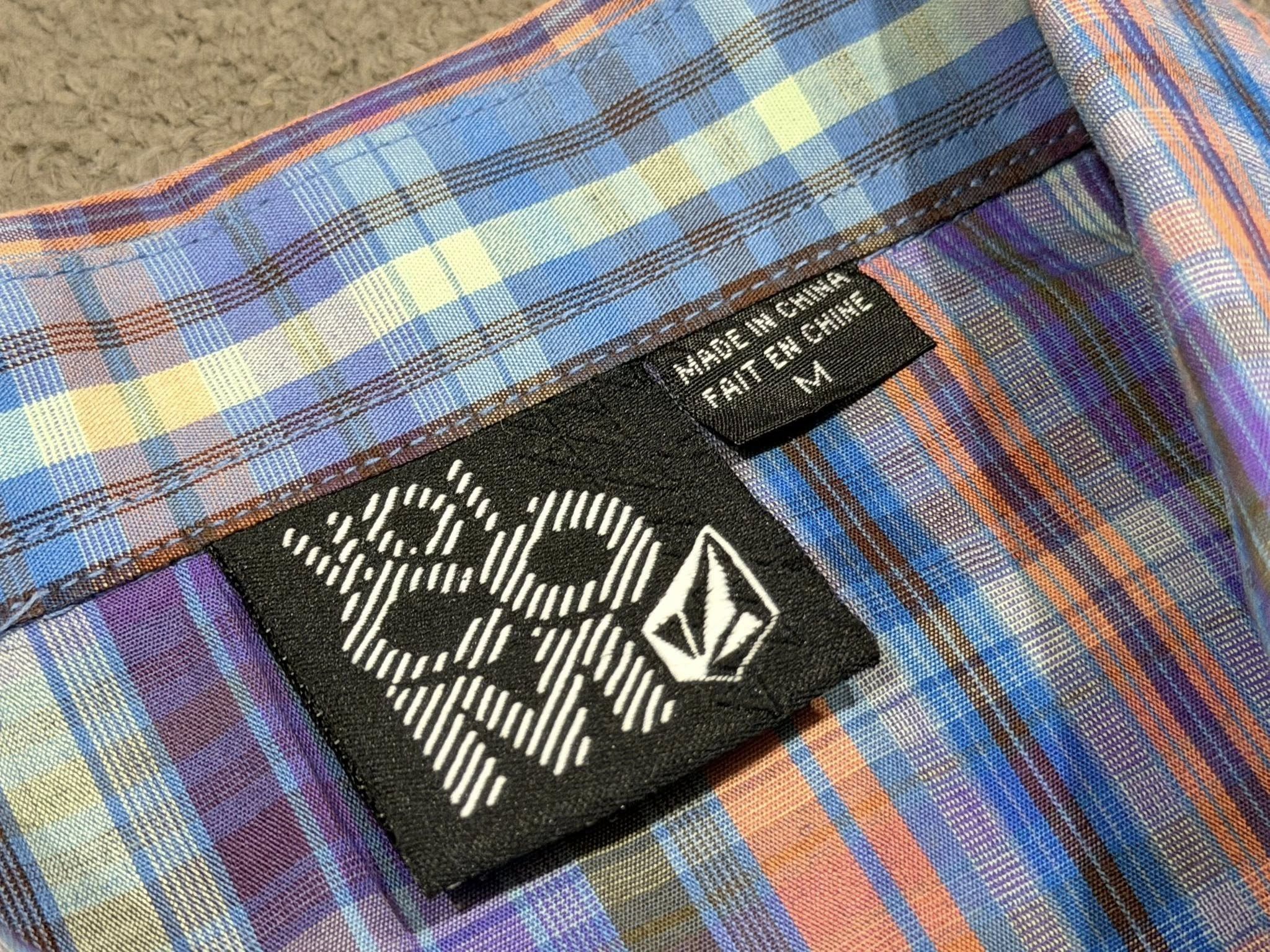 Volcom VOLCOM men button up M 2166 Size US M / EU 48-50 / 2 - 4 Thumbnail