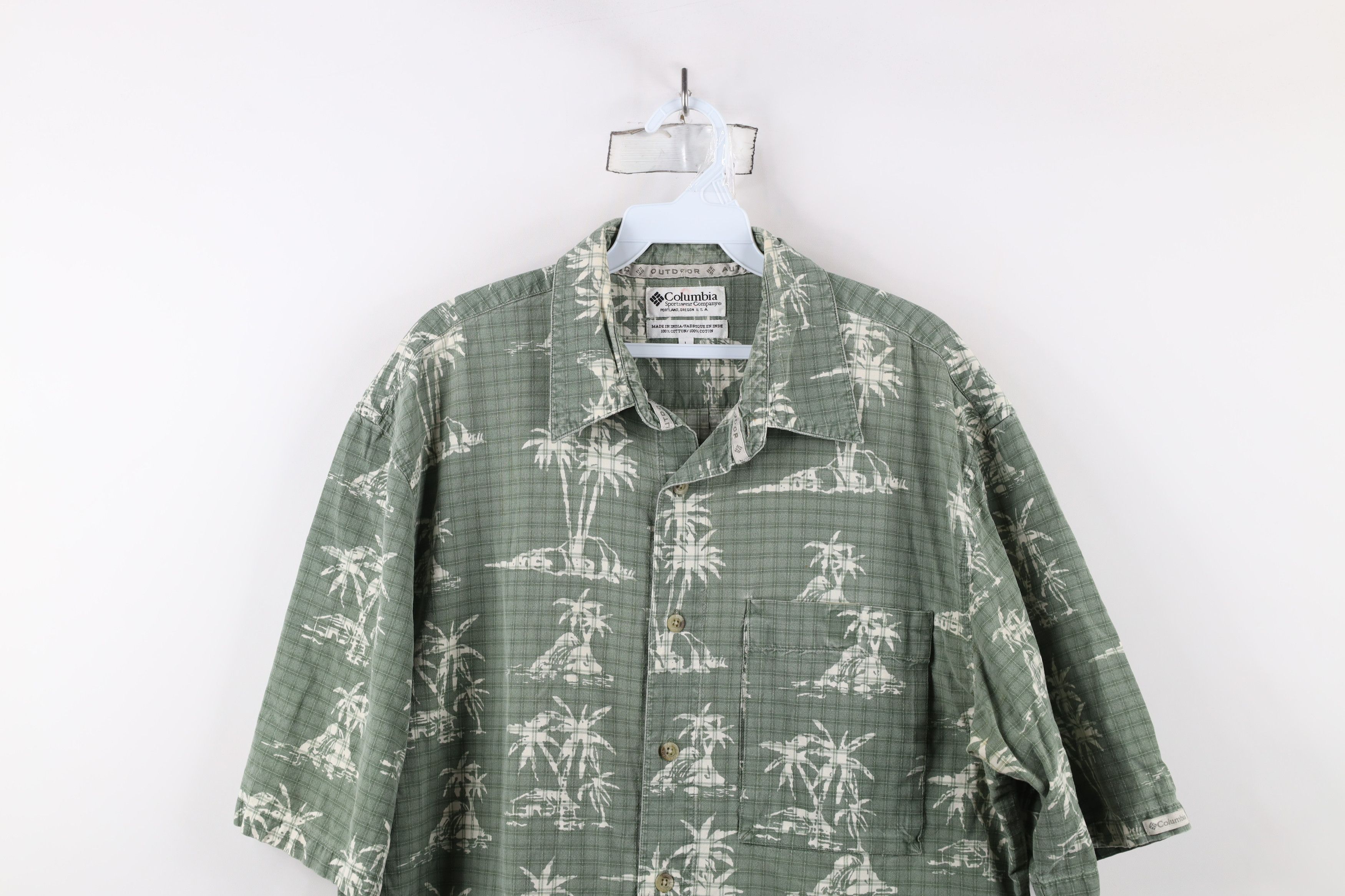Columbia × Vintage Vintage Columbia Palm Tree Hawaiian Beach Button Shirt Size US L / EU 52-54 / 3 - 2 Thumbnail