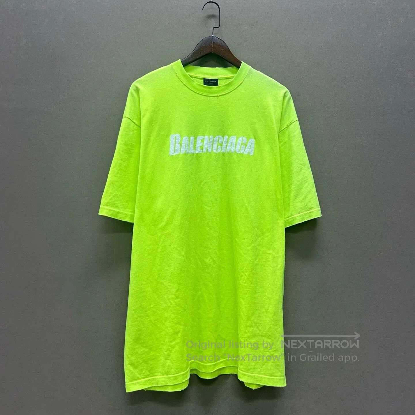 Balenciaga Balenciaga Distressed Logo Green T-Shirt. Size US S / EU 44-46 / 1 - 1 Thumbnail