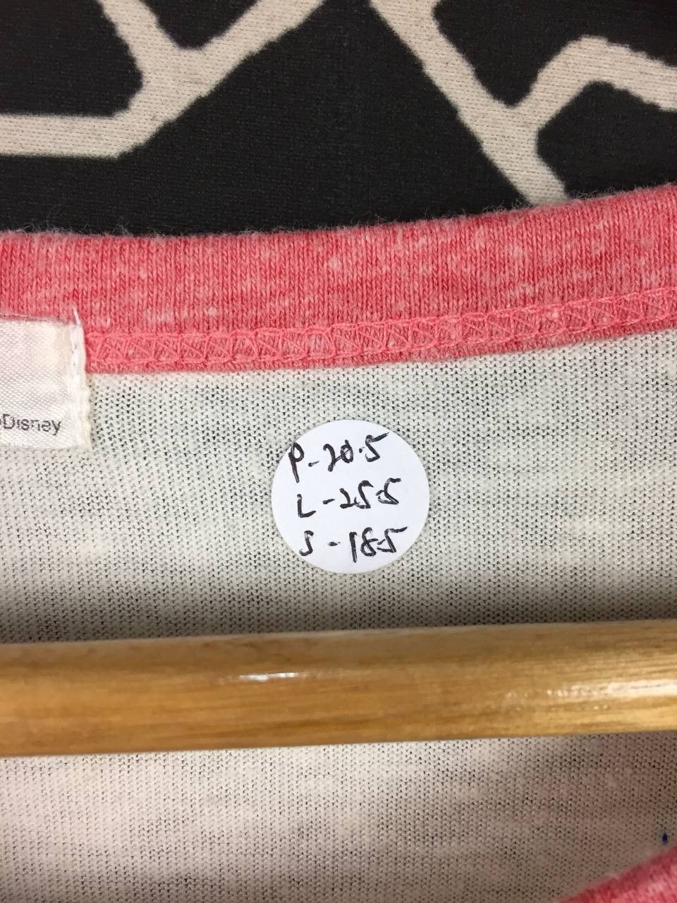 Disney Vtg Disney Chip 'n' Dale Chilly Sillies Cinema Raglan Tee Size US M / EU 48-50 / 2 - 11 Thumbnail