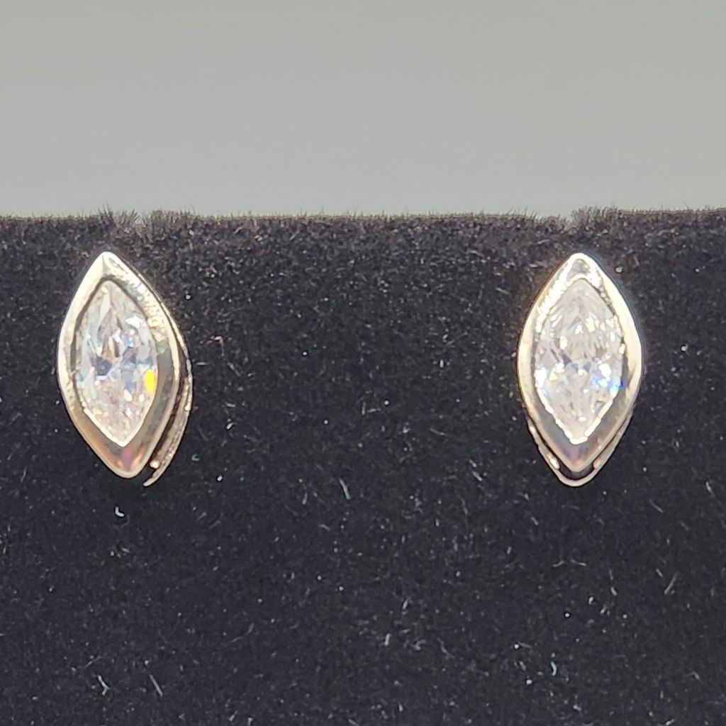 Designer Marquise Silver Plated Earrings Made with Swarovski Crystals Size ONE SIZE - 3 Thumbnail